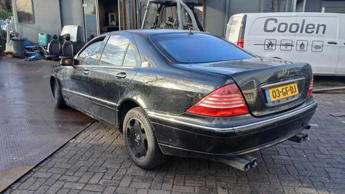 Mercedes S 4.0 S-400 CDI V8 32V Sloopvoertuig (2000, Zwart)