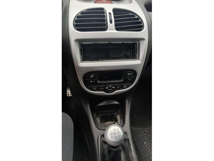 Peugeot 206 1.4 16V Sloopvoertuig (2004, Grijs)