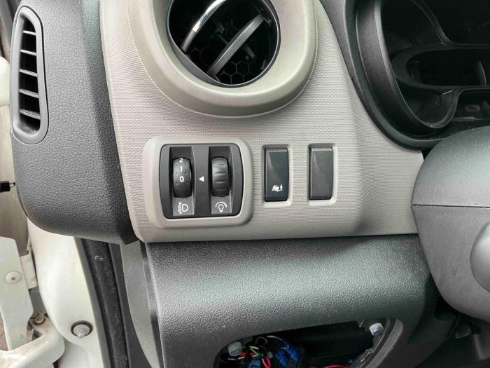 Renault Trafic Passenger 1.6 dCi 95 Sloopvoertuig (2017, Wit)