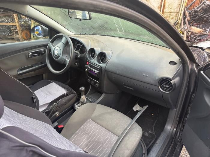 Seat Ibiza III 1.4 16V 75 Sloopvoertuig (2005, Zwart)