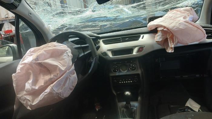 Citroen C3 1.4 16V VTi Sloopvoertuig (2011, Beige)