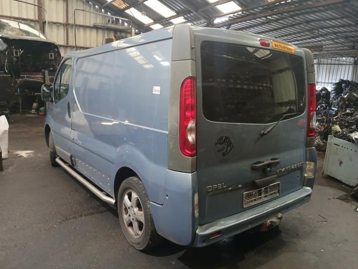 Opel Vivaro 2.5 CDTI 16V Sloopvoertuig (2010, Licht, Blauw)