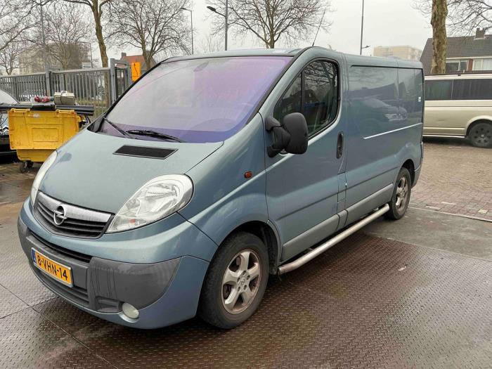 Opel Vivaro 2.5 CDTI 16V Sloopvoertuig (2010, Licht, Blauw)