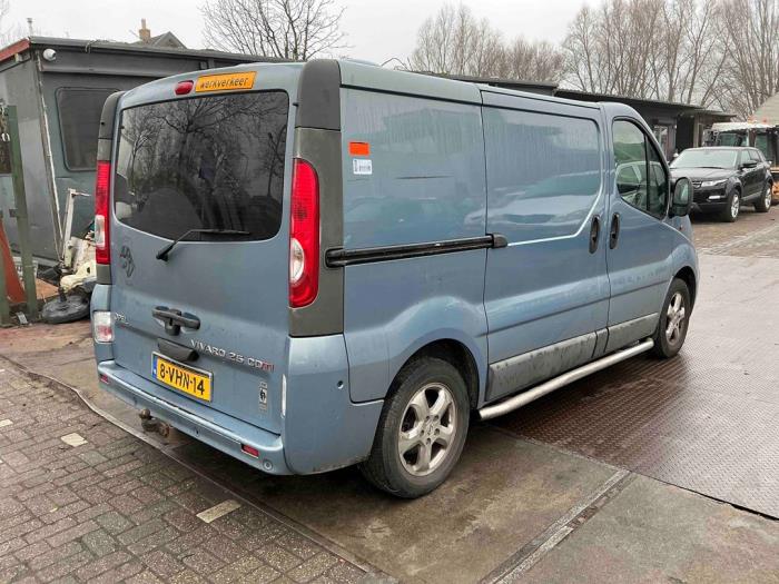 Opel Vivaro 2.5 CDTI 16V Sloopvoertuig (2010, Licht, Blauw)