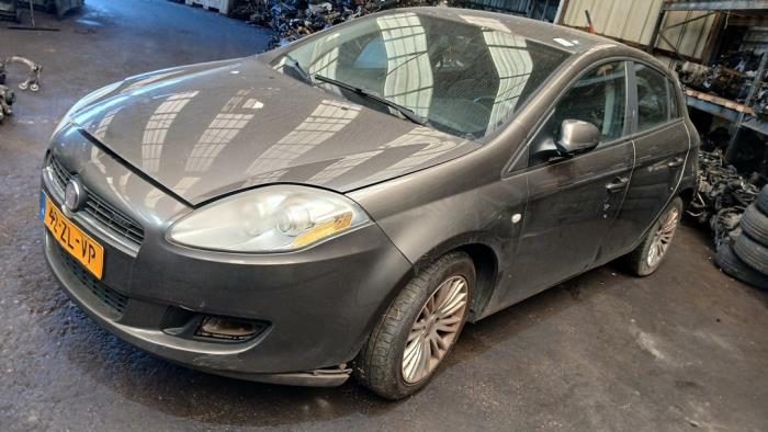 Fiat Bravo 1.4 T-Jet 16V 120 Sloopvoertuig (2008, Bruin)