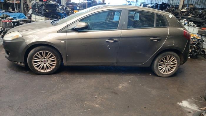 Fiat Bravo 1.4 T-Jet 16V 120 Sloopvoertuig (2008, Bruin)