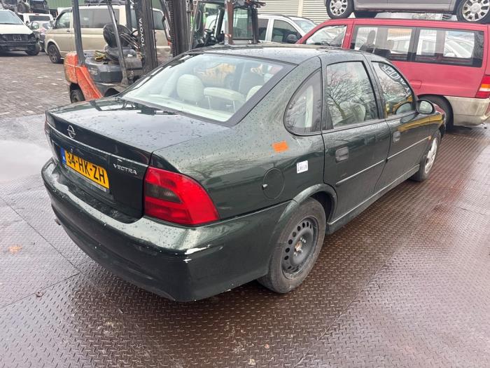 Opel Vectra B 1.6 16V Ecotec Sloopvoertuig (2001, Groen)
