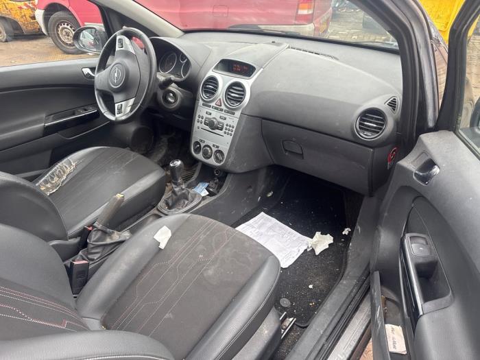 Opel Corsa D 1.2 16V LPG Sloopvoertuig (2013, Zwart)