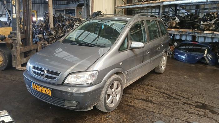 Opel Zafira 1.6 16V Sloopvoertuig (2004, Grijs)