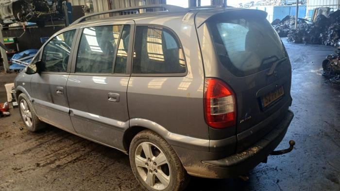 Opel Zafira 1.6 16V Sloopvoertuig (2004, Grijs)