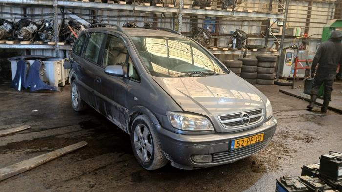Opel Zafira 1.6 16V Sloopvoertuig (2004, Grijs)