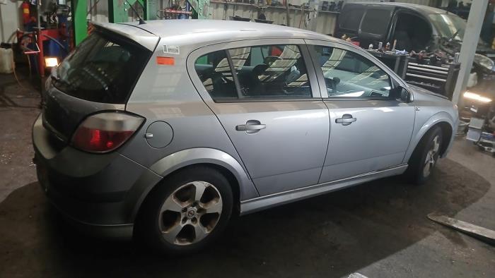 Opel Astra H 1.6 16V Twinport Sloopvoertuig (2004, Grijs)
