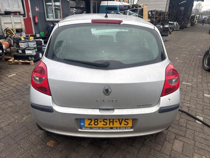 Renault Clio III 1.4 16V Sloopvoertuig (2006, Grijs)