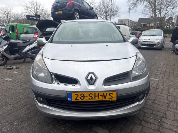 Renault Clio III 1.4 16V Sloopvoertuig (2006, Grijs)