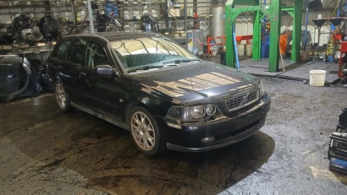 Volvo V40 2.0 16V Sloopvoertuig (2004, Zwart)