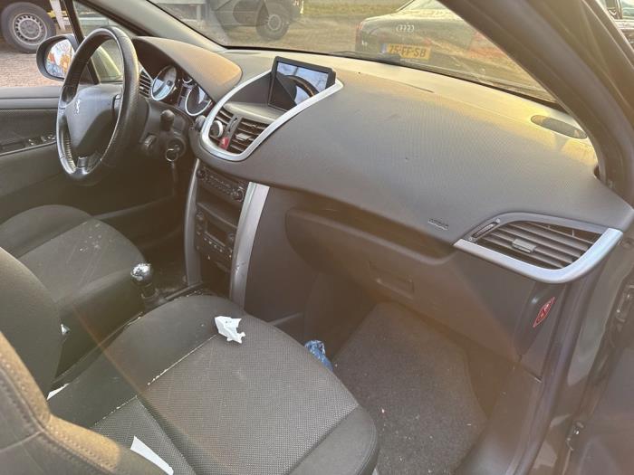 Peugeot 207/207+ 1.6 16V VTi Sloopvoertuig (2008, Grijs)