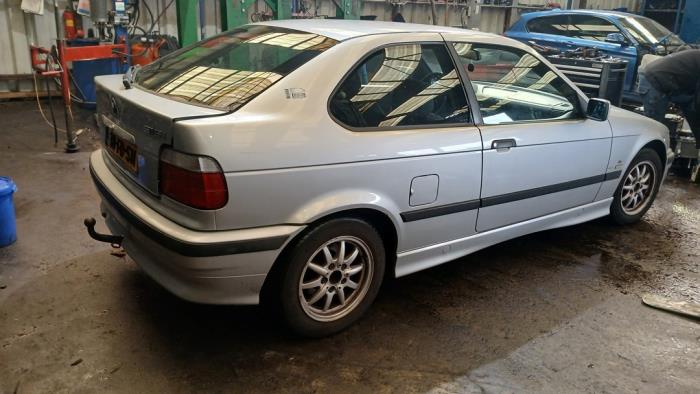 BMW 3 serie Compact 316i Sloopvoertuig (2000, Grijs)