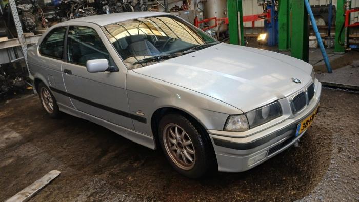 BMW 3 serie Compact 316i Sloopvoertuig (2000, Grijs)