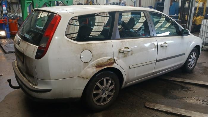 Ford Focus 2 Wagon 1.6 16V Sloopvoertuig (2007, Wit)