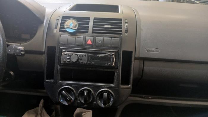 Volkswagen Polo IV 1.4 16V Sloopvoertuig (2003, Blauw)