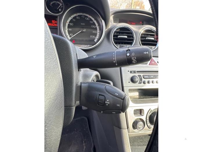 Peugeot 308 1.6 VTI 16V Sloopvoertuig (2007, Rood)