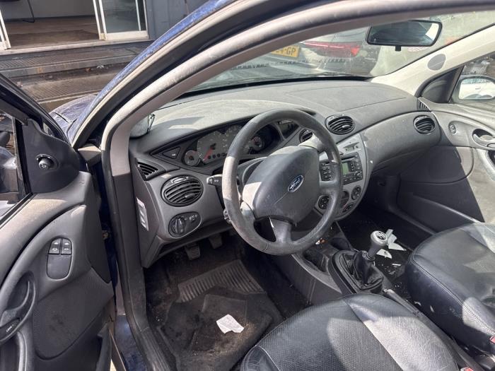 Ford Focus 1 Wagon 1.6 16V Sloopvoertuig (2004, Blauw)