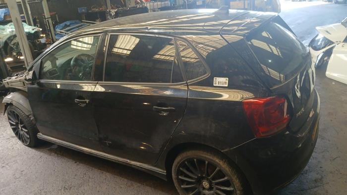 Volkswagen Polo V 1.2 TDI 12V BlueMotion Sloopvoertuig (2012, Zwart)