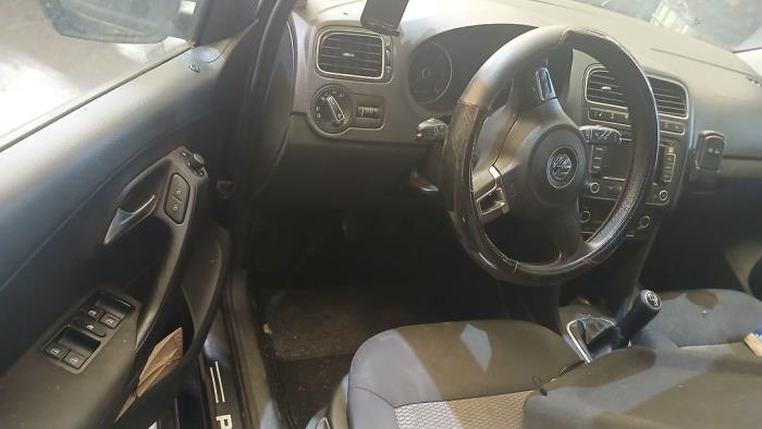 Volkswagen Polo V 1.2 TDI 12V BlueMotion Sloopvoertuig (2012, Zwart)