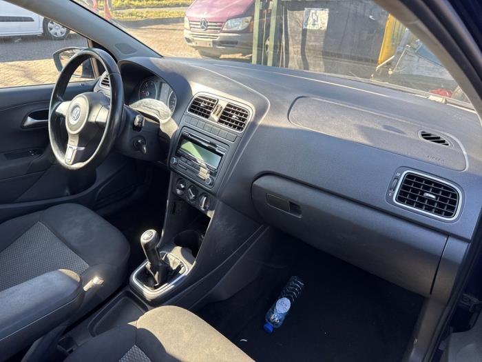 Volkswagen Polo V 1.2 TDI 12V BlueMotion Sloopvoertuig (2011, Blauw)