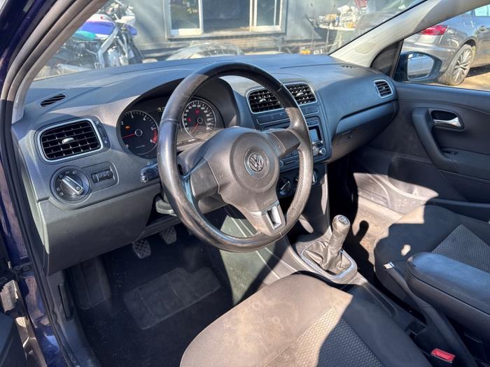 Volkswagen Polo V 1.2 TDI 12V BlueMotion Sloopvoertuig (2011, Blauw)