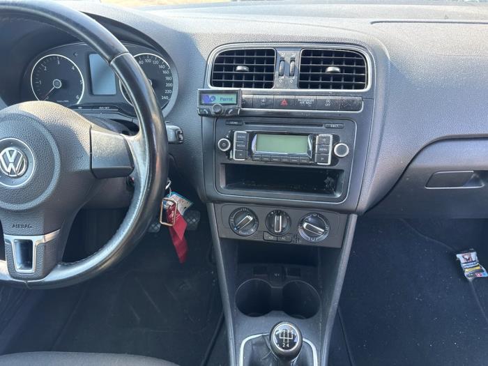 Volkswagen Polo V 1.2 TDI 12V BlueMotion Sloopvoertuig (2010, Grijs)