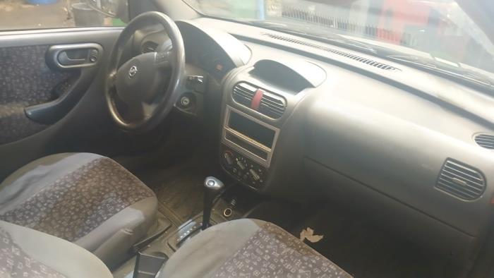 Opel Corsa C 1.4 16V Sloopvoertuig (2002, Blauw)