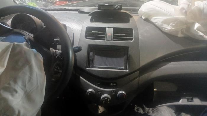 Chevrolet Spark 1.0 16V Bifuel Sloopvoertuig (2012, Wit)