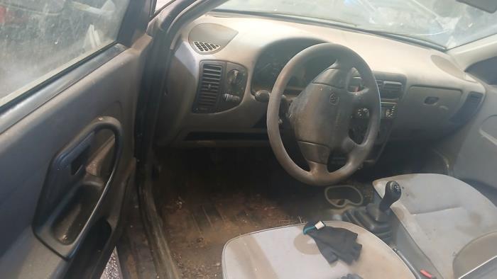 Volkswagen Caddy II 1.9 SDI Sloopvoertuig (2002, Graniet)