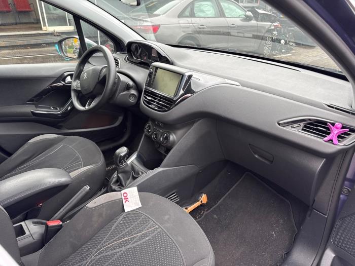 Peugeot 208 I 1.2 Vti 12V PureTech 82 Sloopvoertuig (2012, Blauw)