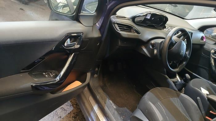 Peugeot 208 I 1.2 Vti 12V PureTech 82 Sloopvoertuig (2012, Blauw)