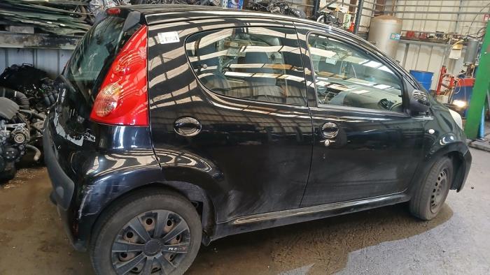 Peugeot 107 1.0 12V Sloopvoertuig (2010, Zwart)