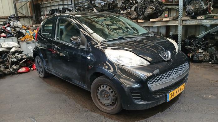 Peugeot 107 1.0 12V Sloopvoertuig (2010, Zwart)