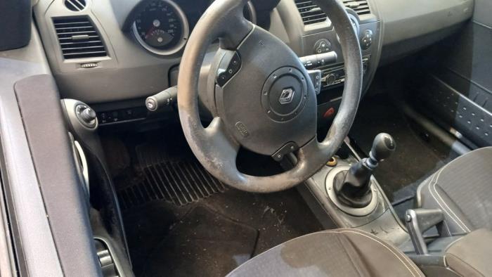 Renault Megane II Grandtour 2.0 16V Sloopvoertuig (2006, Grijs)