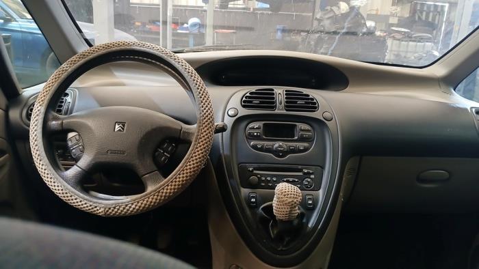 Citroen Xsara Picasso 1.6 Sloopvoertuig (2000, Groen)