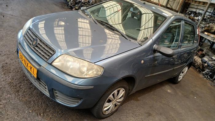 Fiat Punto II 1.2 60 S Sloopvoertuig (2004, Blauw)