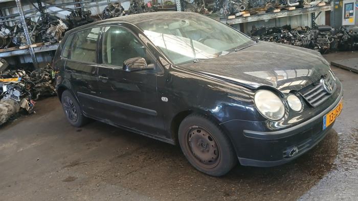 Volkswagen Polo IV 1.4 16V Sloopvoertuig (2002, Zwart)