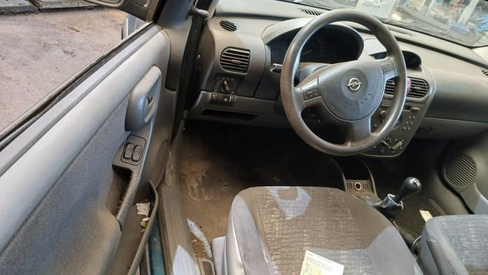 Opel Corsa C 1.2 16V Sloopvoertuig (2001, Groen)