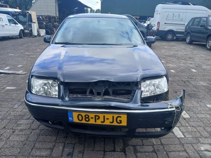 Volkswagen Bora 1.6 16V Sloopvoertuig (2004, Blauw)