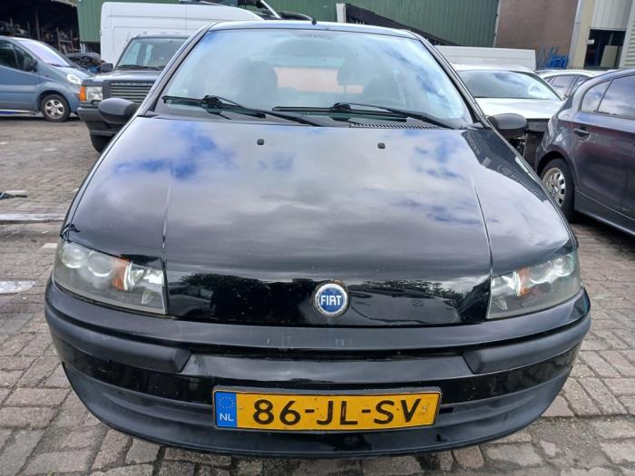 Fiat Punto II 1.2 60 S Sloopvoertuig (2002, Zwart)
