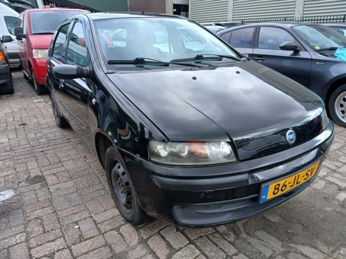 Fiat Punto II 1.2 60 S Sloopvoertuig (2002, Zwart)