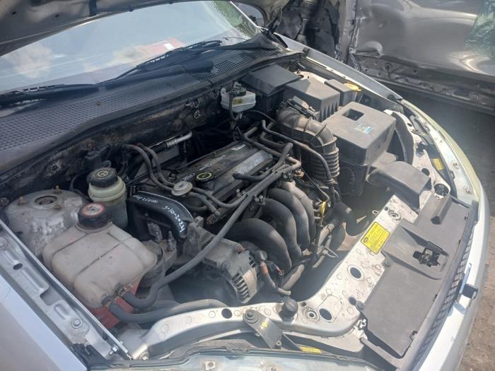 Ford Focus 1 1.6 16V Sloopvoertuig (2000, Grijs)