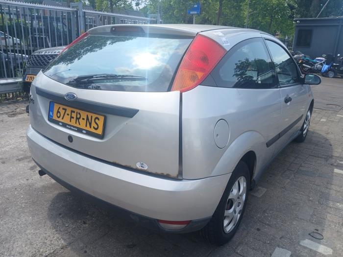 Ford Focus 1 1.6 16V Sloopvoertuig (2000, Grijs)