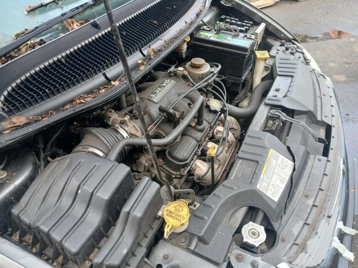 Chrysler Voyager/Grand Voyager 3.3 V6 Sloopvoertuig (2004, Grijs)