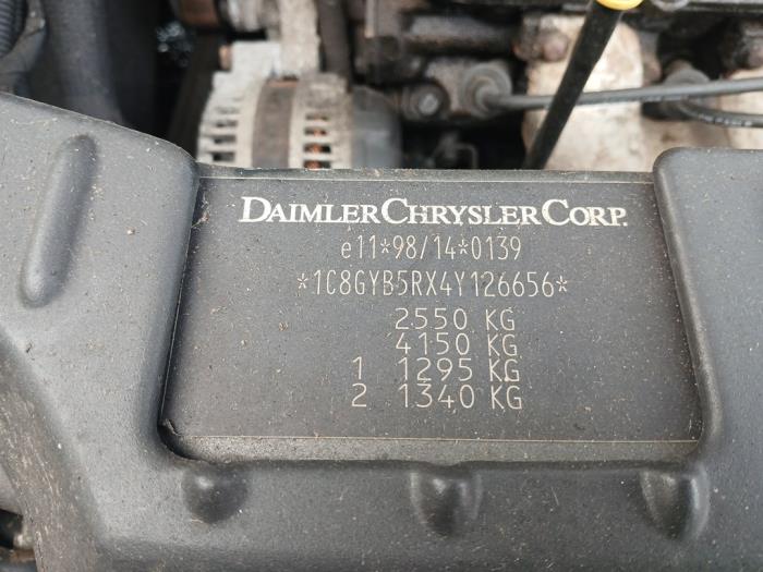 Chrysler Voyager/Grand Voyager 3.3 V6 Sloopvoertuig (2004, Grijs)